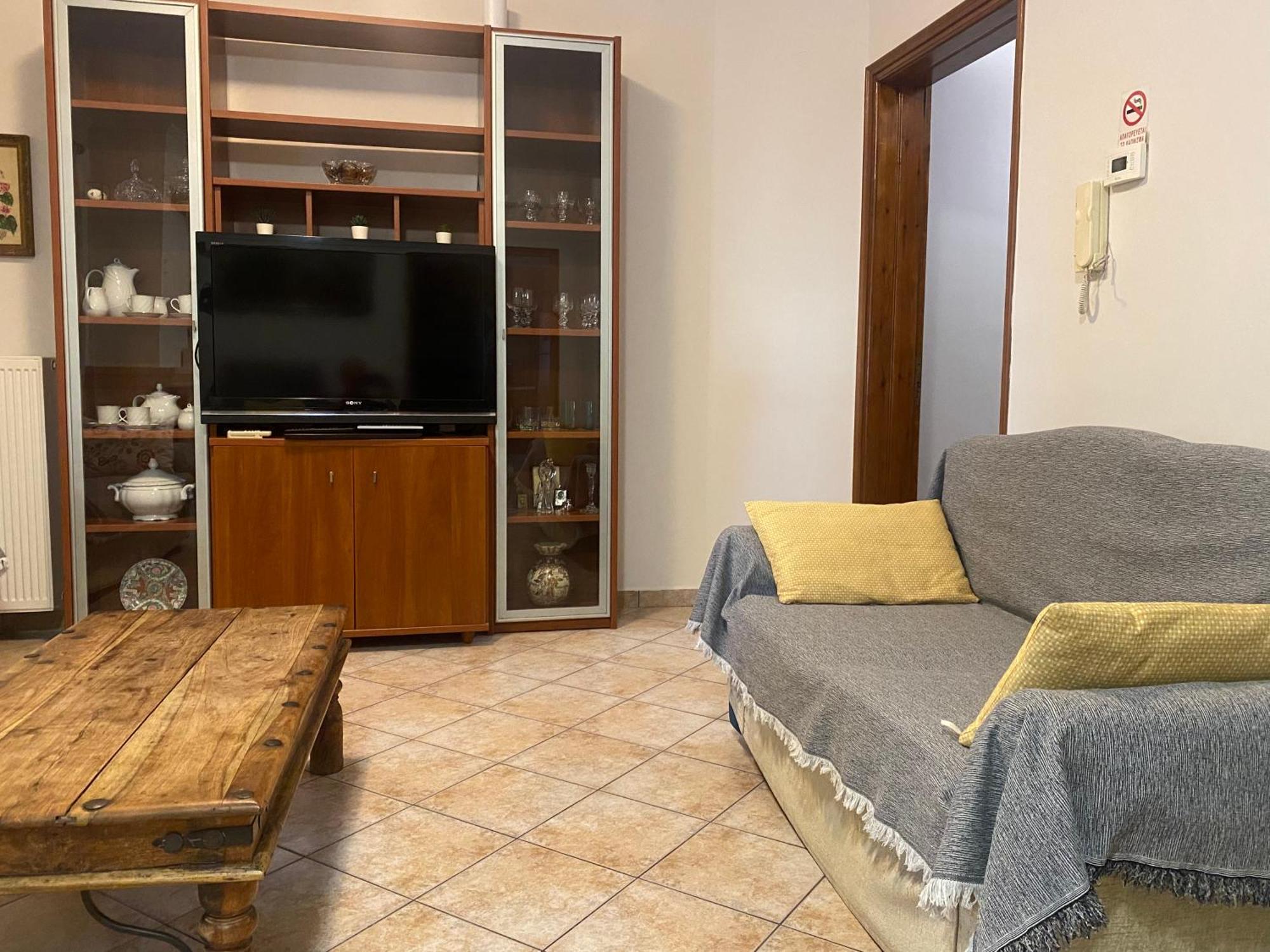 Cozy & Quiet City Apartment Tríkala Екстериор снимка