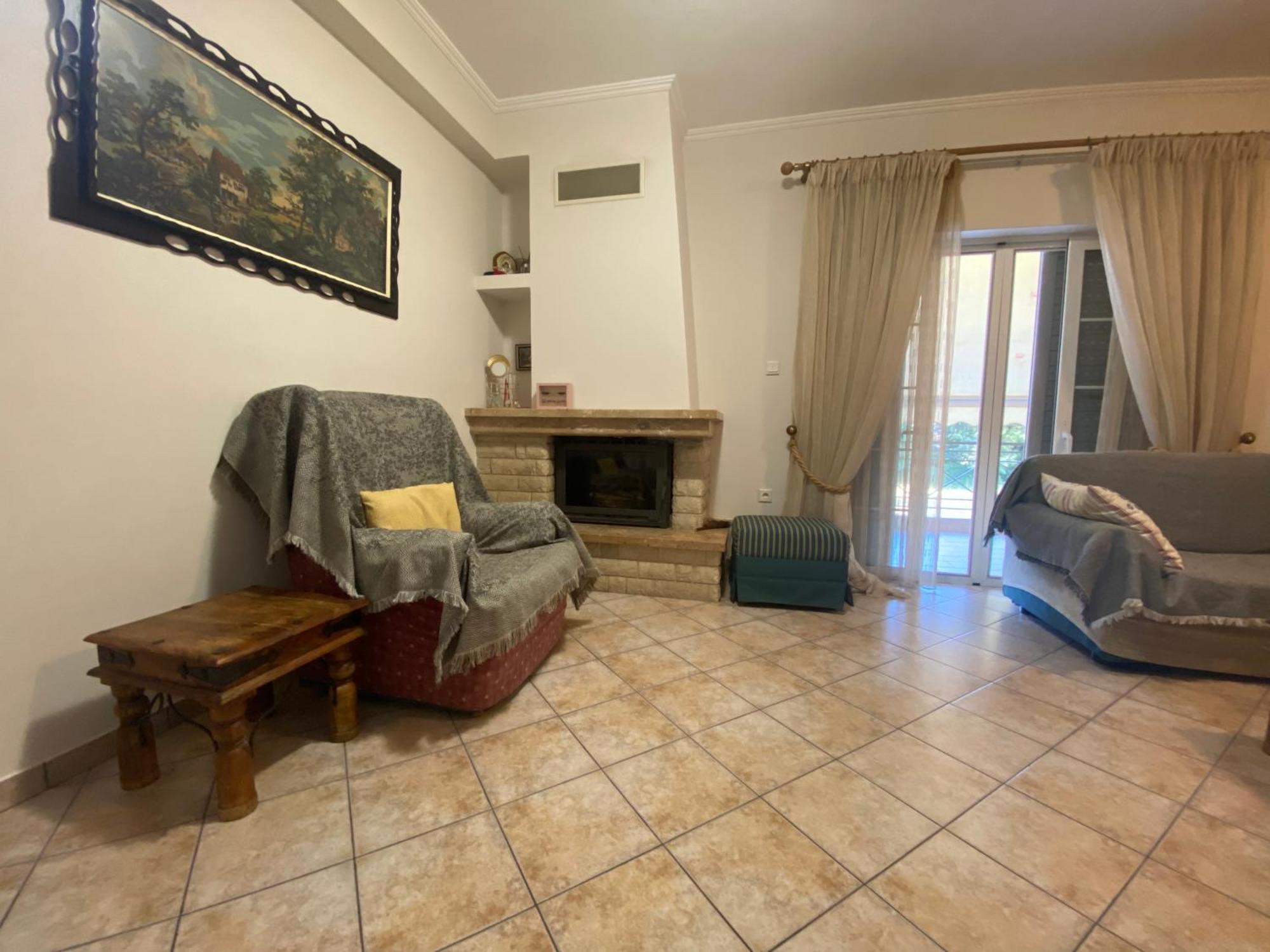Cozy & Quiet City Apartment Tríkala Екстериор снимка