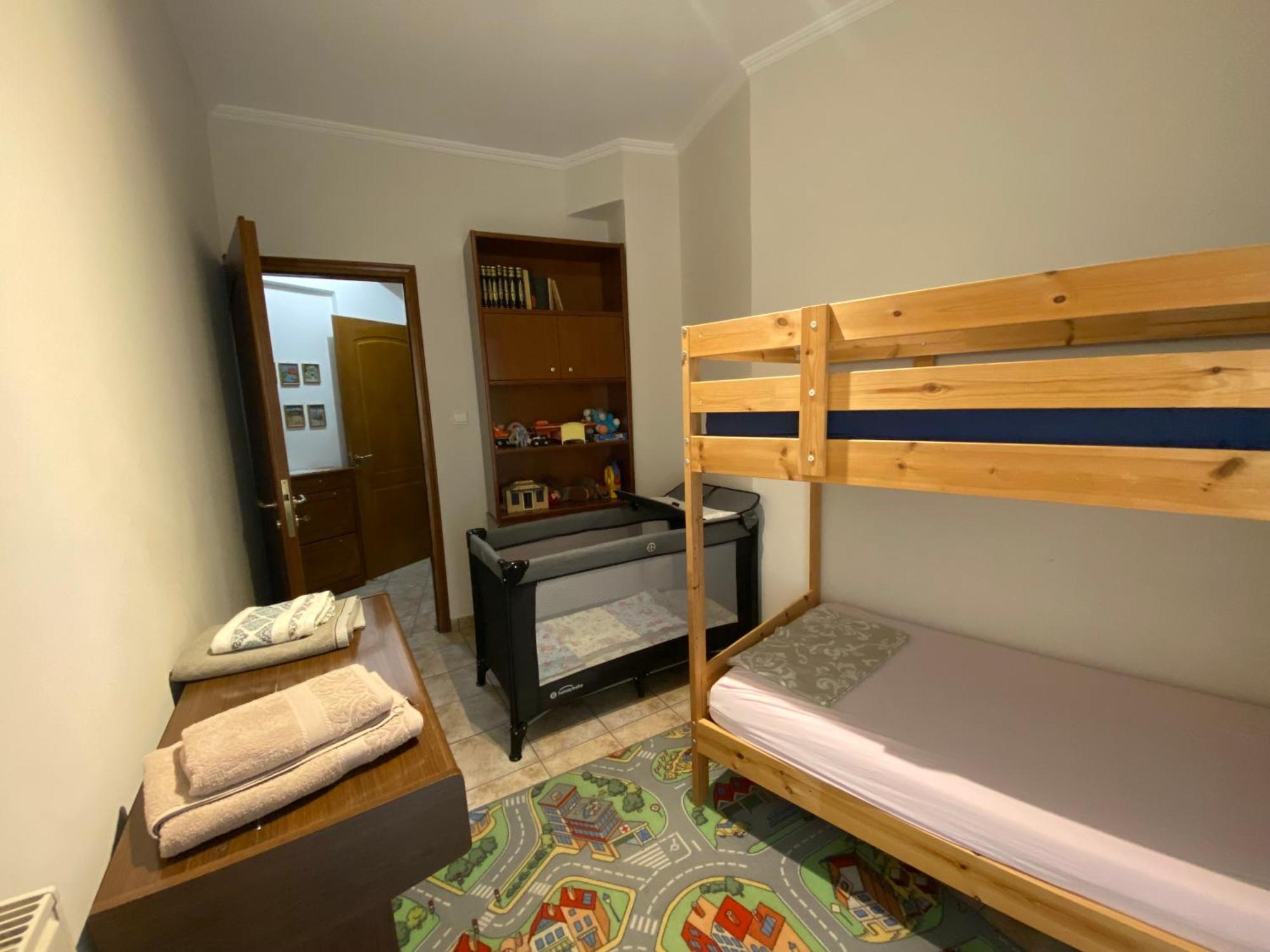 Cozy & Quiet City Apartment Tríkala Екстериор снимка
