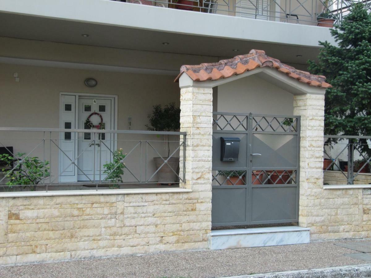 Cozy & Quiet City Apartment Tríkala Екстериор снимка